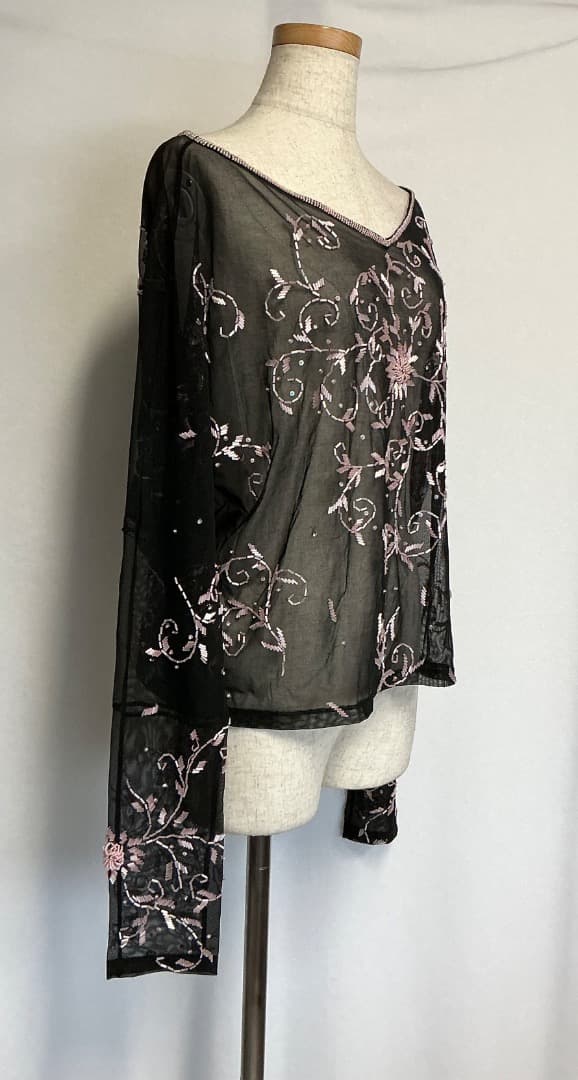 KRIZIA シアー＆ビーズ刺繍 ブラウス イタリア製 44　ブラック — image 2