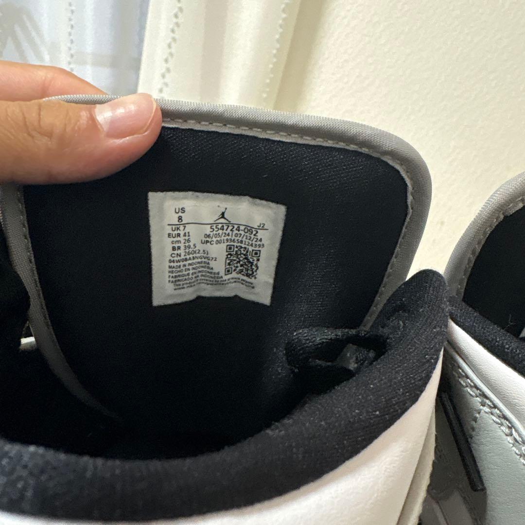 Nike Air Jordan 1 Mid Light Smoke Grey — image 4