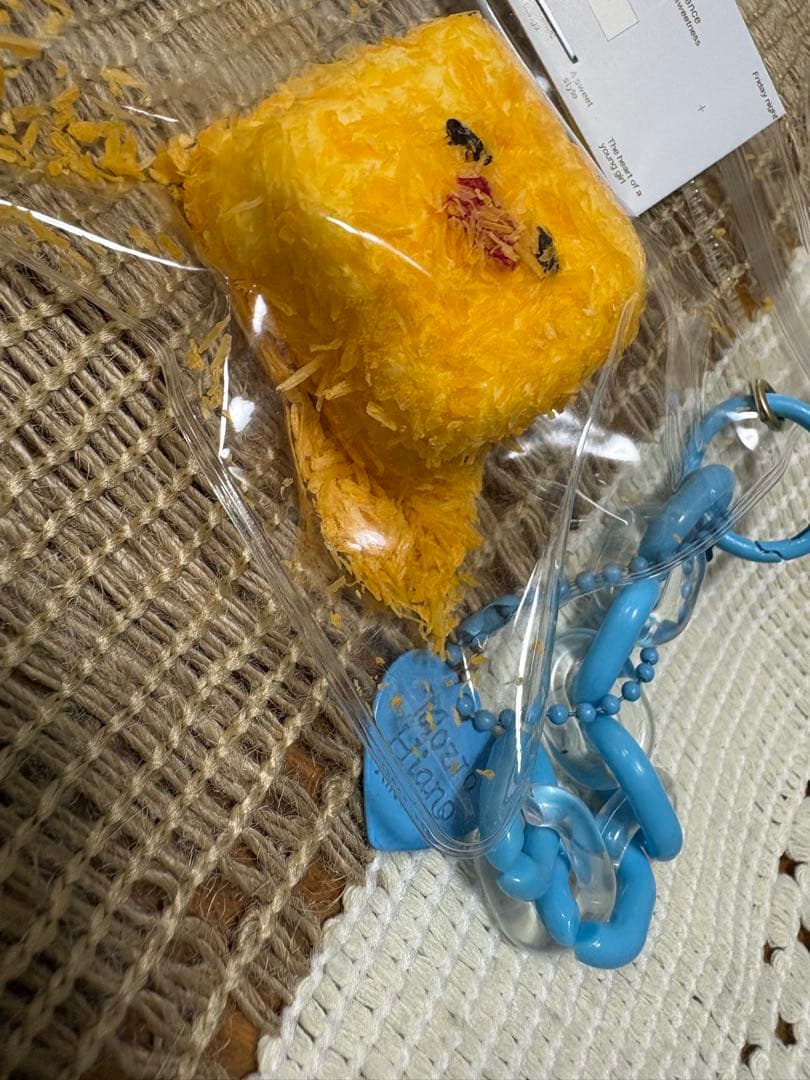 300円スタート　新品　サクサク　ブロック　鶏　スクイーズ　揚げ物　キー — image 2