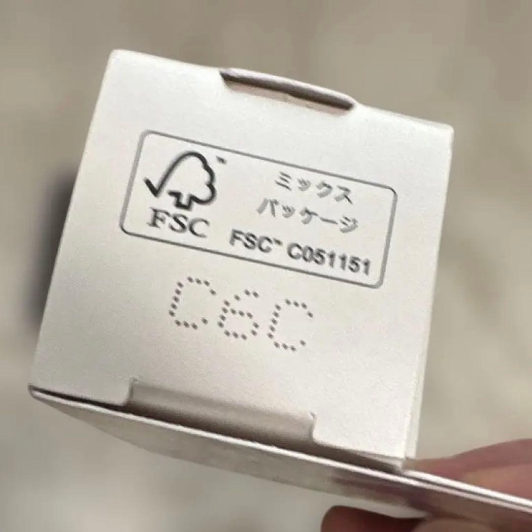 ★新品★スキンガーディアンブラッシュオンUVパウダールーセント — image 5