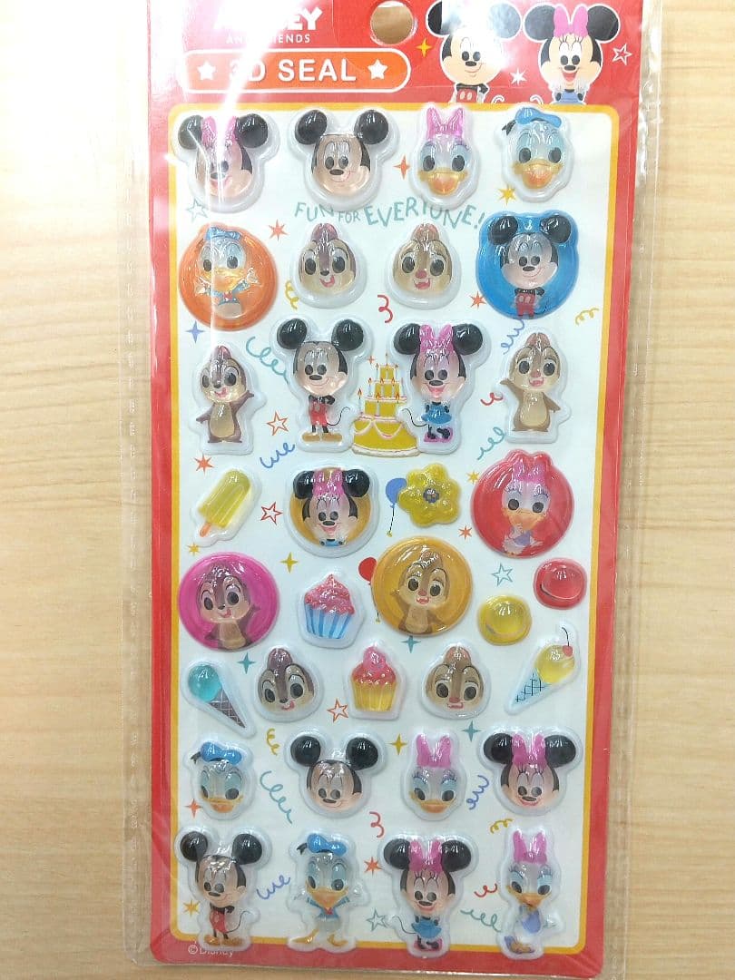 ディズニー トイストーリー、ミッキー 3Dシール 3枚セット — image 2