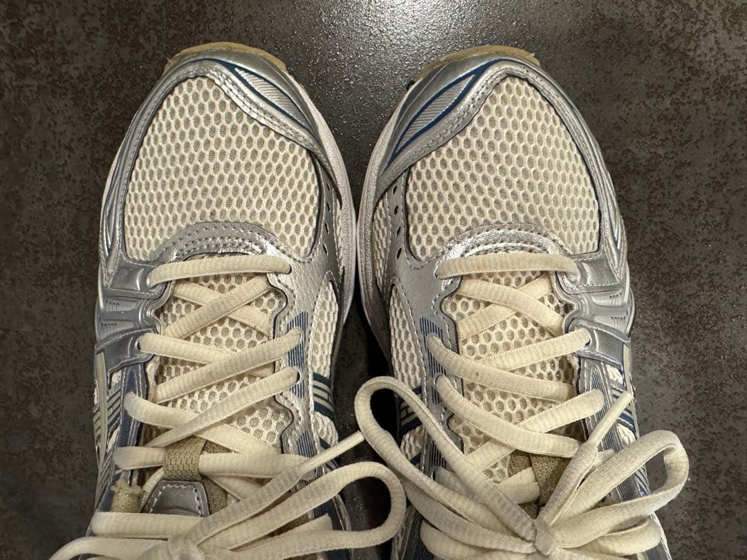 ASICS スニーカー 25.5cm シルバー ホワイト — image 2