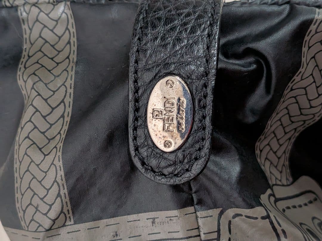本日18時まで限定出品 FENDI ナイロン ハンドバッグ — image 5