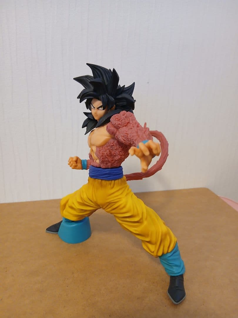 ドラゴンボールGT フルスクラッチ スーパーサイヤ人4 孫悟空 フィギュア — image 4
