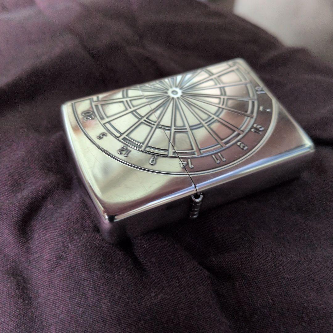 【メンテ済】Zippo DARTS ダーツ デザイン ライター 　2009年製 — image 5