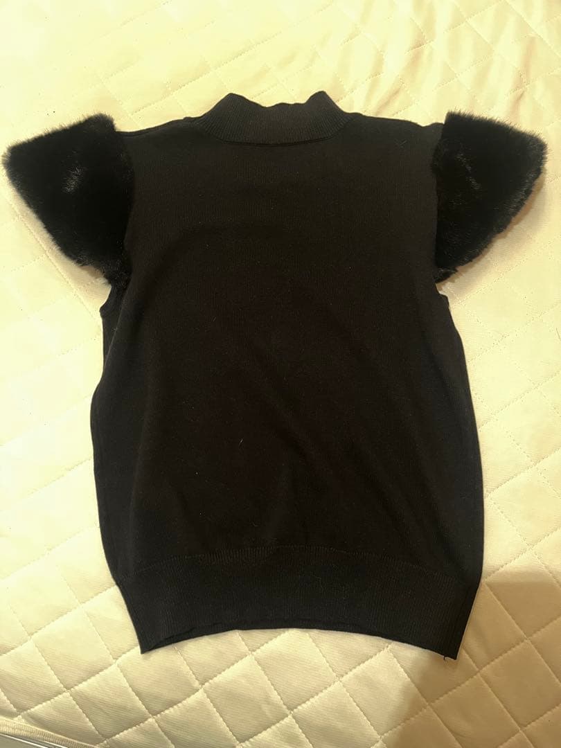 tocco closet ファースリーブ切り替えニットプルオーバー ブラック — image 3