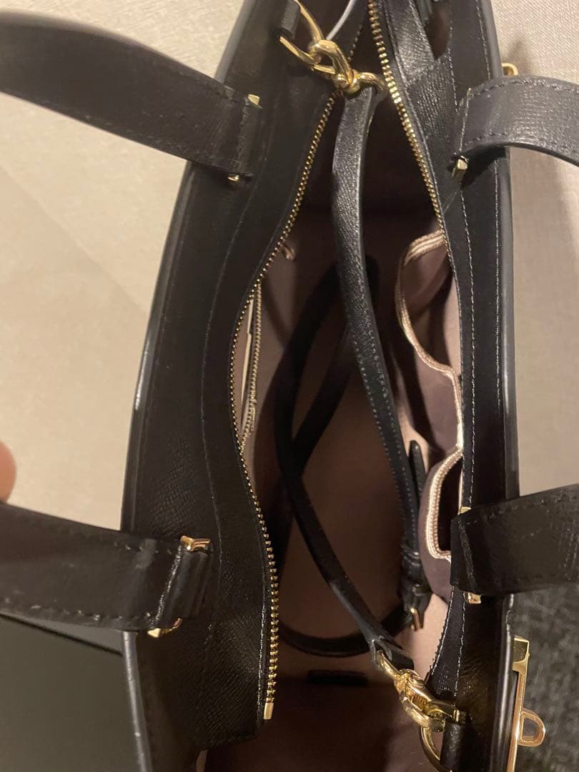 【新品/裏面キズあり、他美品】ヘンリベンデル（Henri Bendel）　バッグ — image 4