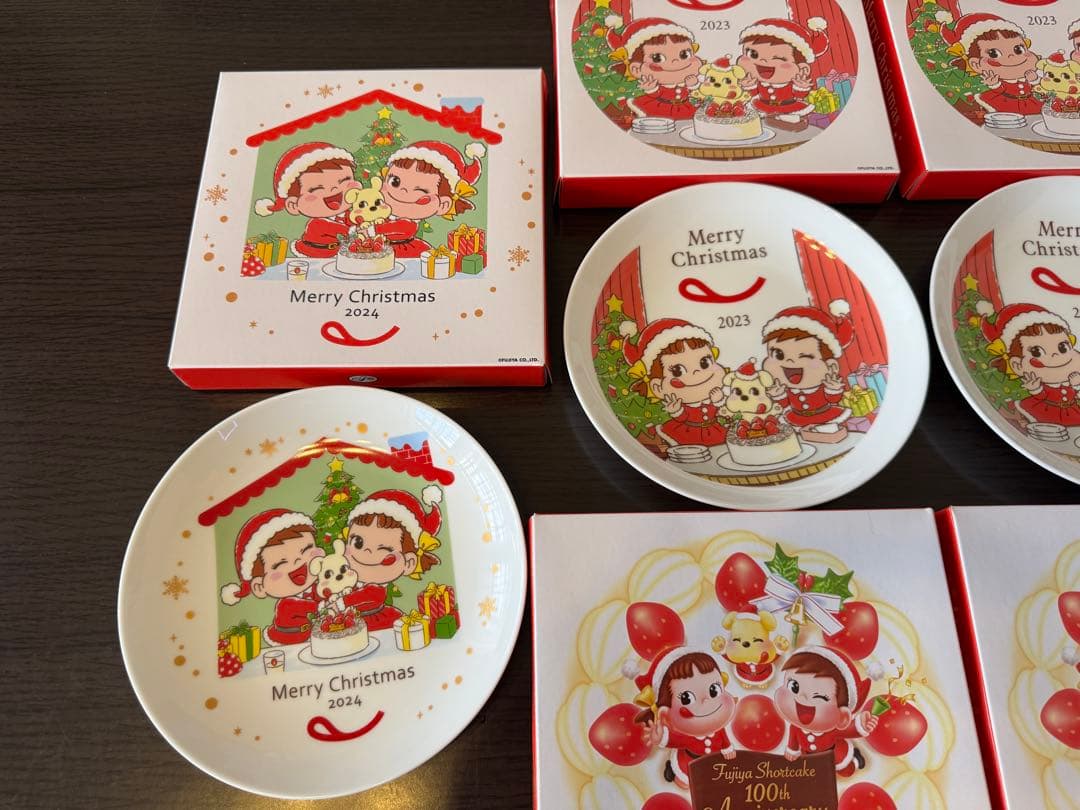 新品/未使用品　不二家クリスマスケーキ皿　5枚セット　希少　貴重　ペコちゃん — image 4