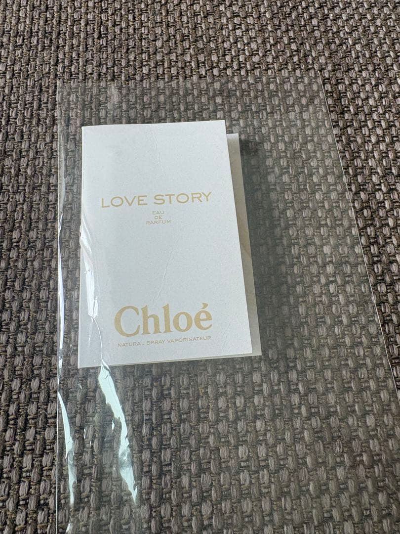 未開封　Chloeクロエ オードパルファム ルミヌーズ 1.2ml 香水サンプル — image 4