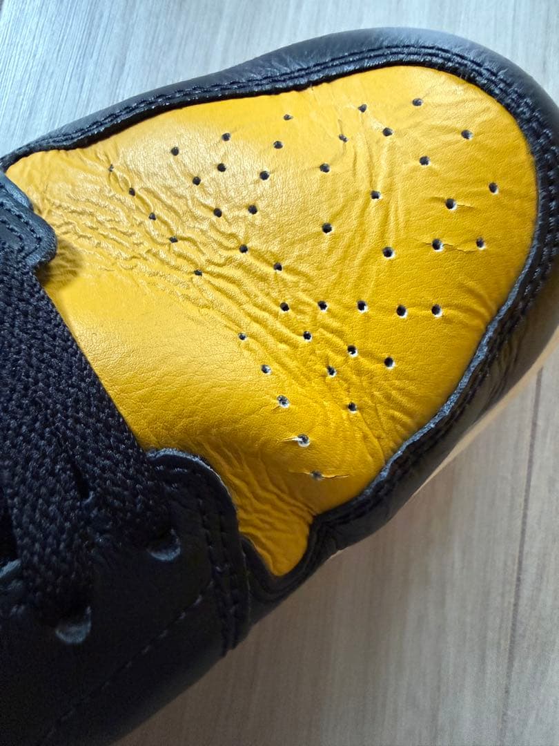 Nike Air Jordan 1 Low Black Yellow — image 5