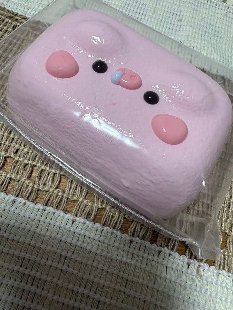 1000円スタート　新品　超水感　スクイーズ　豚　水感スクイーズ　ぶた — image 2
