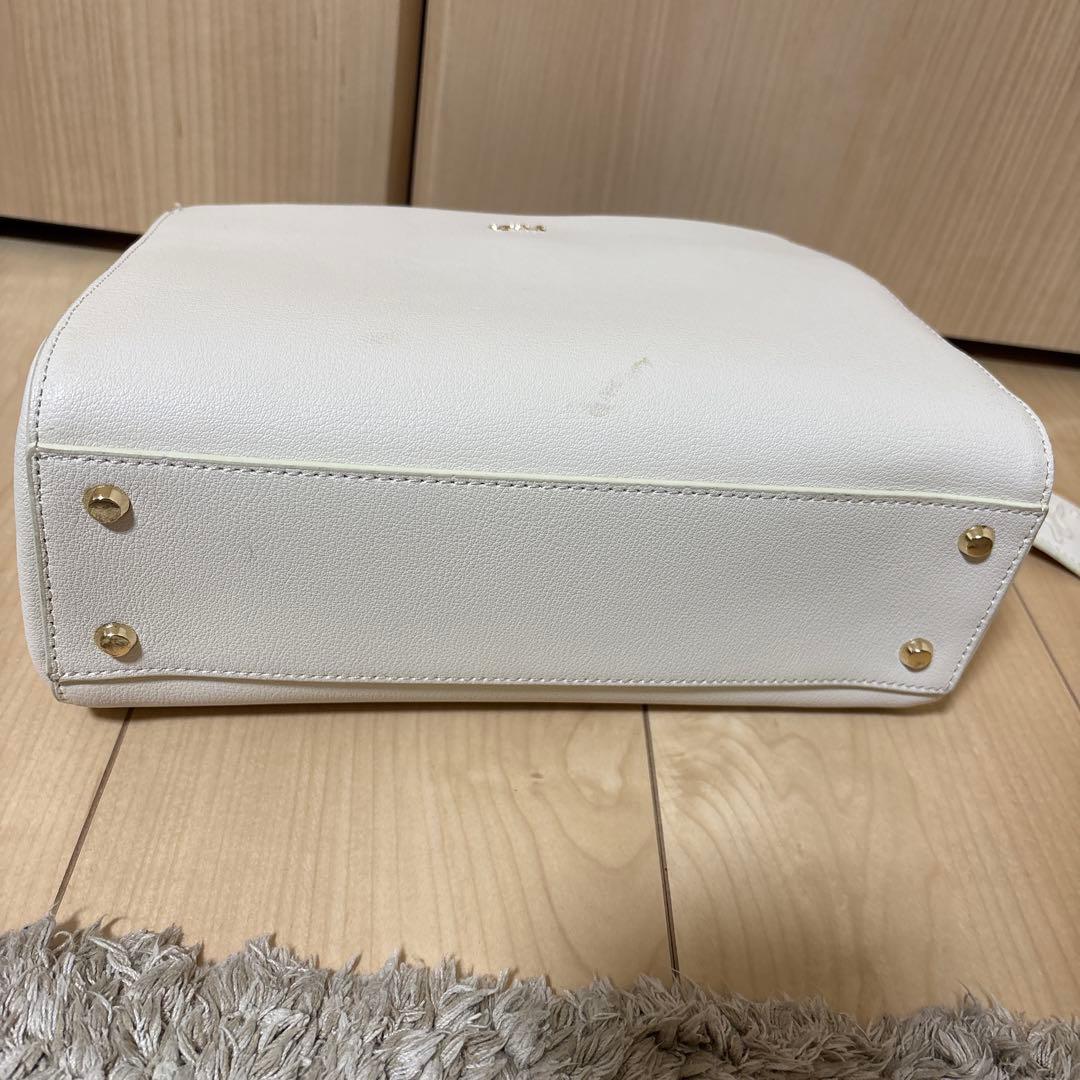 アニエス・ベー　ハンドバッグ — image 4