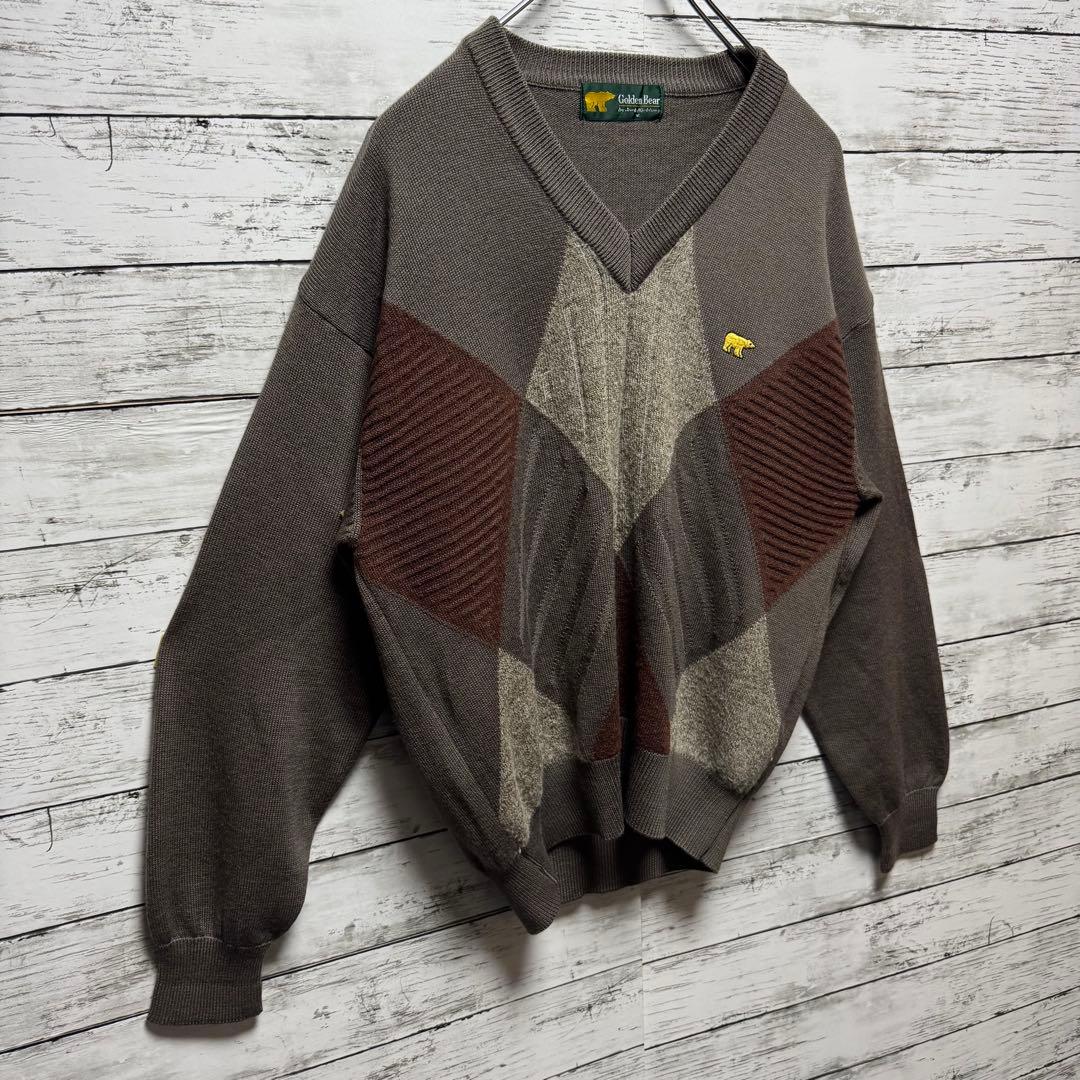 I22a【美品】ゴールデンベア　刺繍ロゴ　Vネック　即完売モデル　ニット — image 4