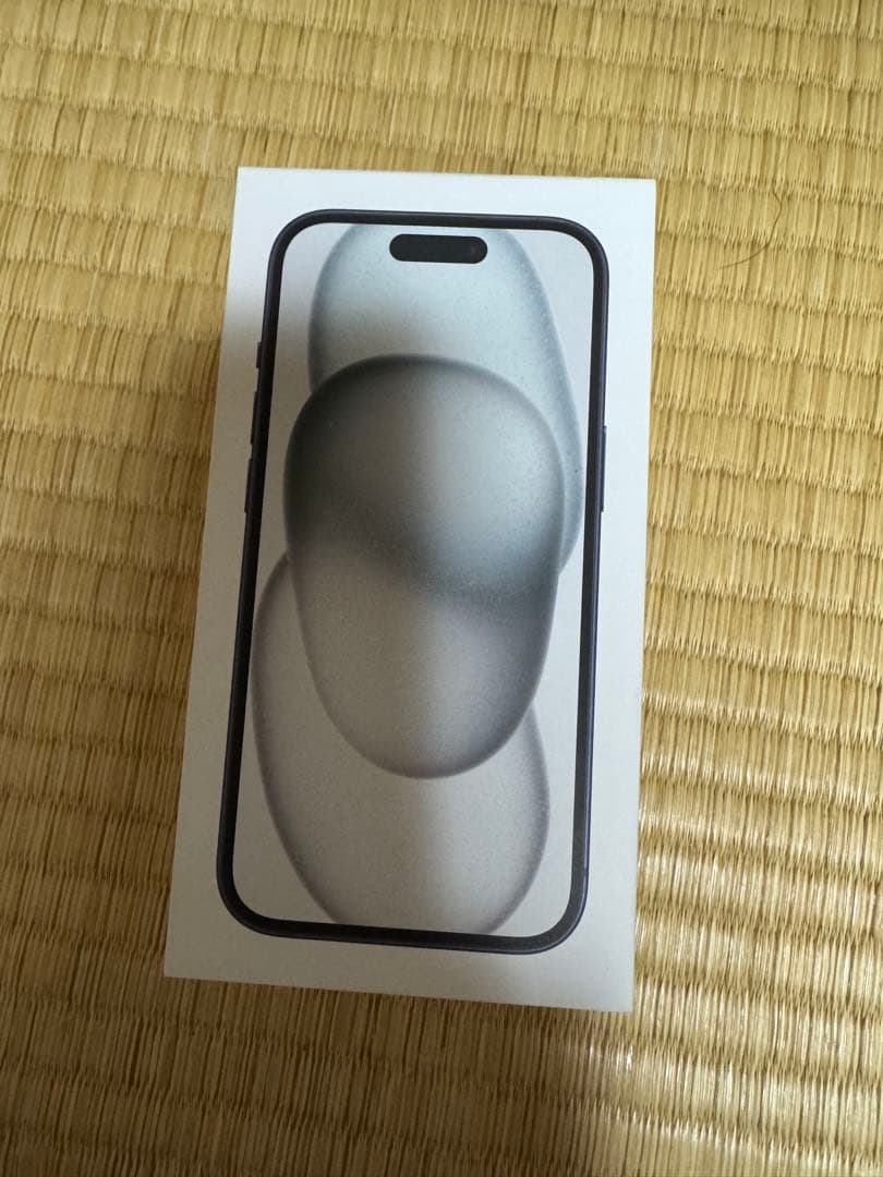 Apple iPhone 15 の空箱(本体無し)＋純正ケーブル付き — image 2