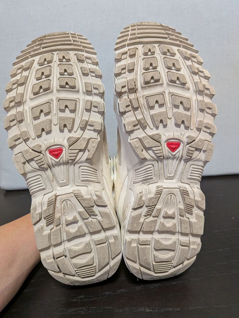 Salomon スニーカー オフホワイト — image 5
