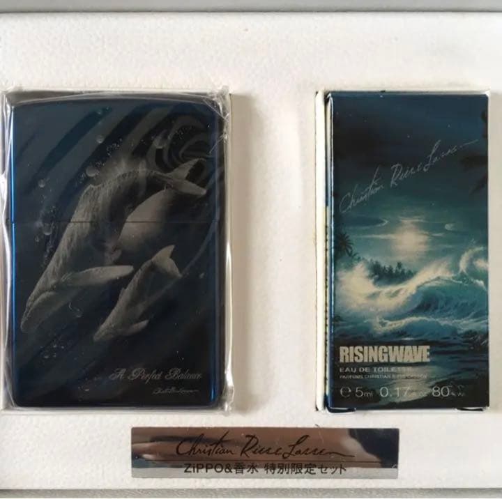 【レア物限定品】クリスチャンラッセン ジッポ & 香水 特別限定セット クジラ — image 4