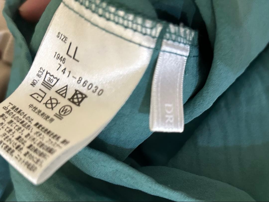 LL 鮮やかなグリーン ブルー 半袖カットソー ブラウス — image 5
