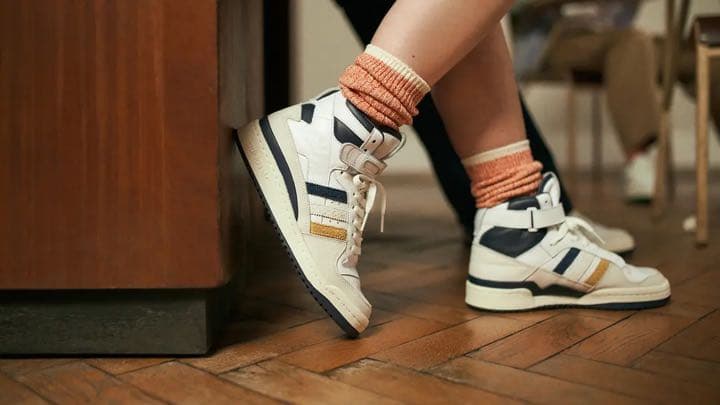 【新品未使用】END限定 アディダス FORUM HIGH 'VARSITY' — image 2