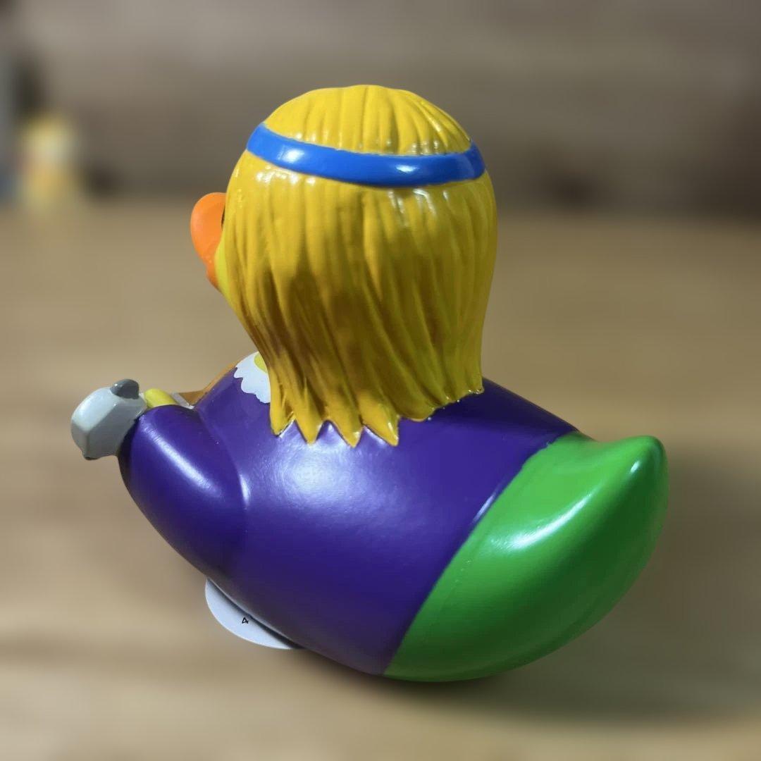 LILALU ヒッピー　ギター ラバーダック フィギュア — image 3