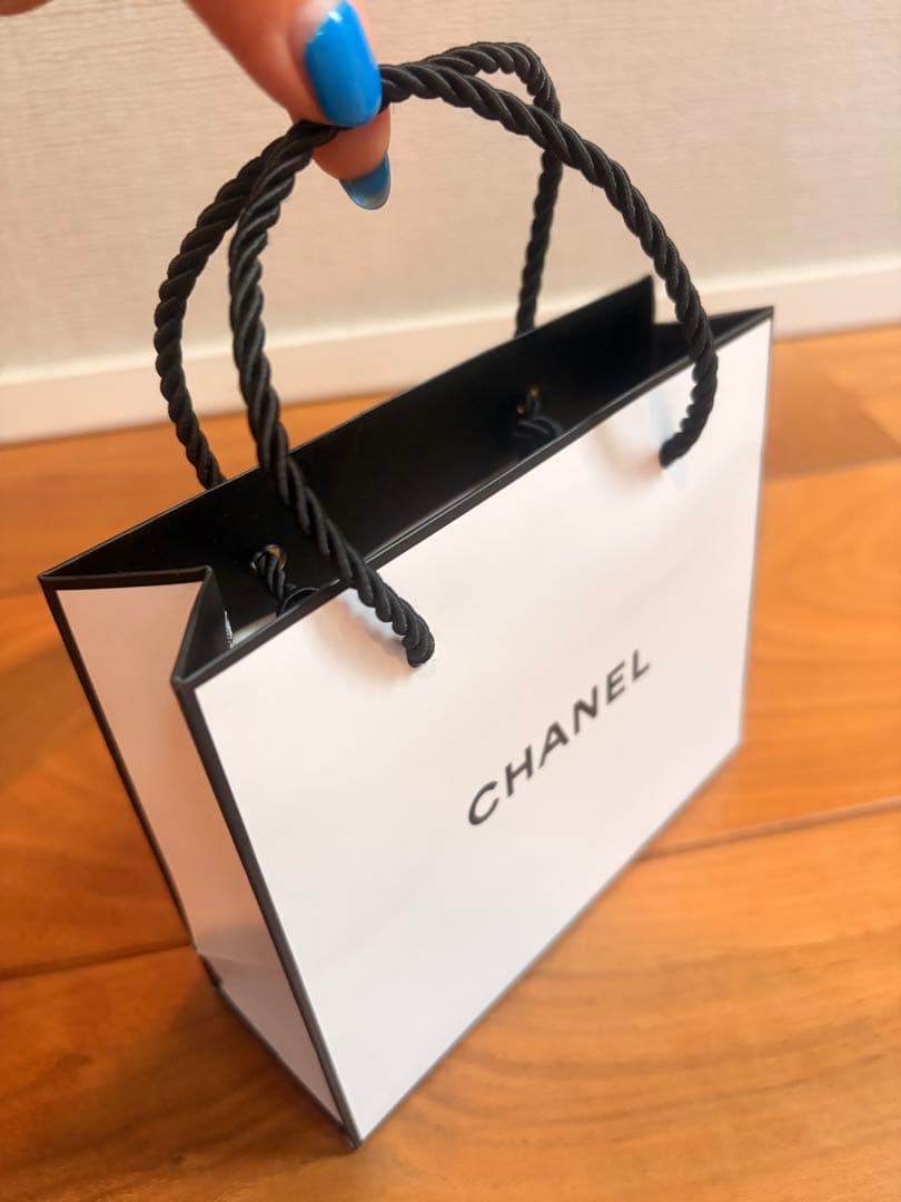 CHANEL ショップ袋 ミニサイズ — image 2