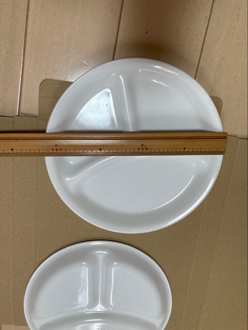 コレール　新品ホワイト 3つ仕切り ランチプレート — image 3