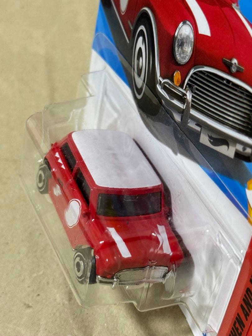 ホットウィール　Austin Mini Cooper S — image 3