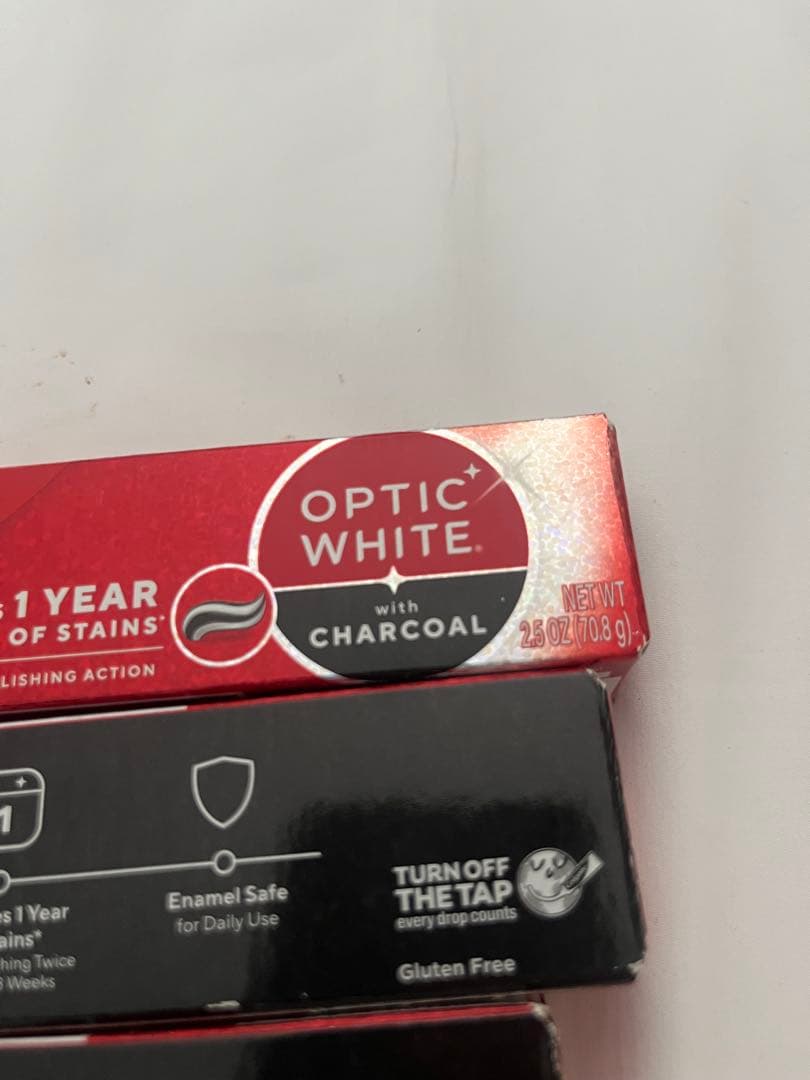 【新品未開封】ColgateOptic WhitewithCharcoal 4本 — image 3