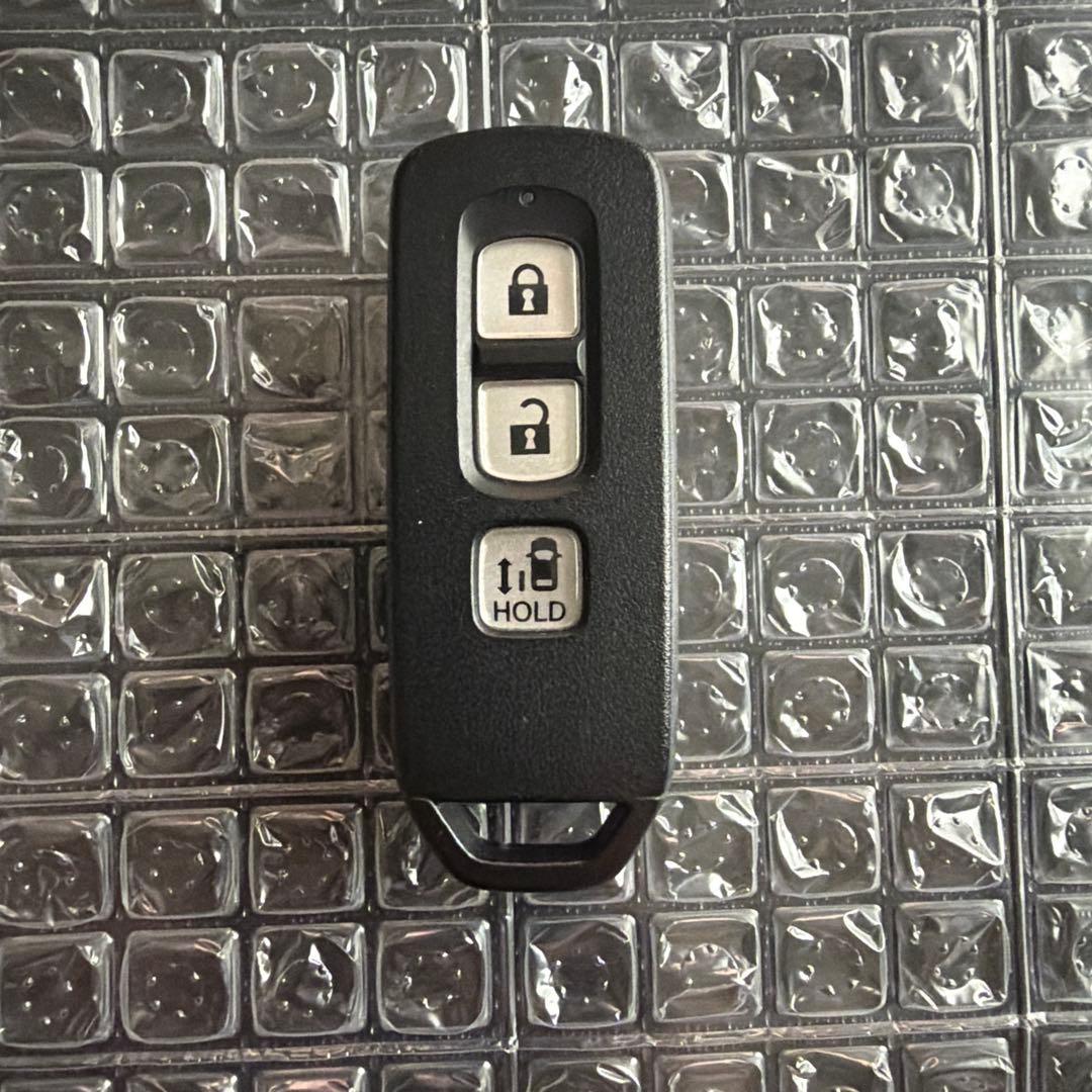 【美品】ホンダ　純正スマートキー　JF3/4 NBOX 片側パワスラ — image 2