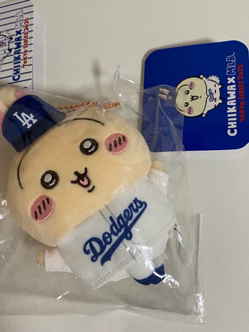 【未使用】ちいかわ×MLB マスコット うさぎ ドジャース ぬいぐるみ 野球 — image 4