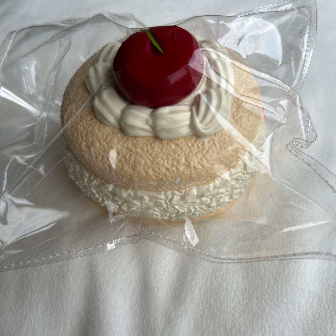 creamytree スクイーズ さくらんぼ ケーキ — image 4