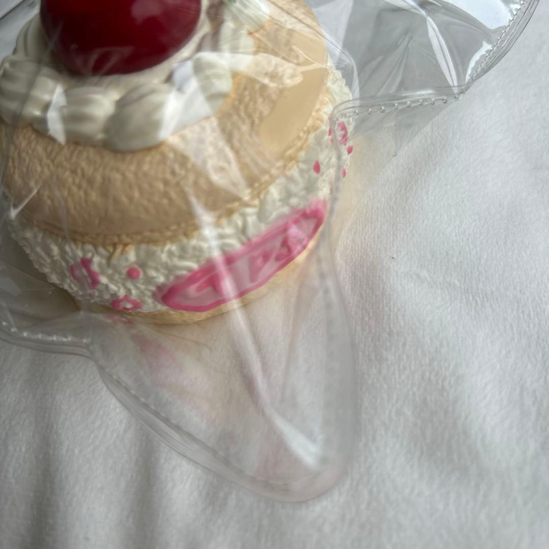 creamytree スクイーズ さくらんぼ ケーキ — image 5