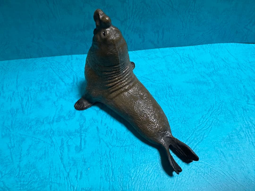ゾウアザラシ フィギュア 約13cm — image 2
