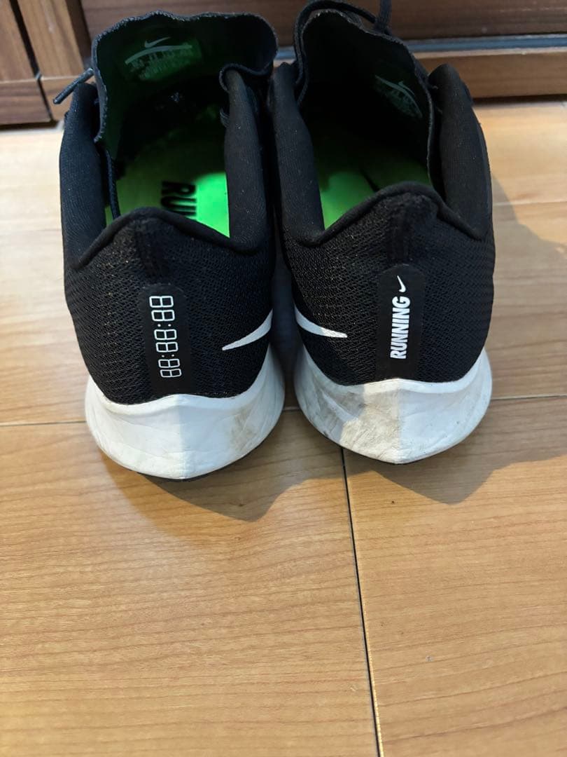 NIKE ランニングシューズ ブラック — image 3