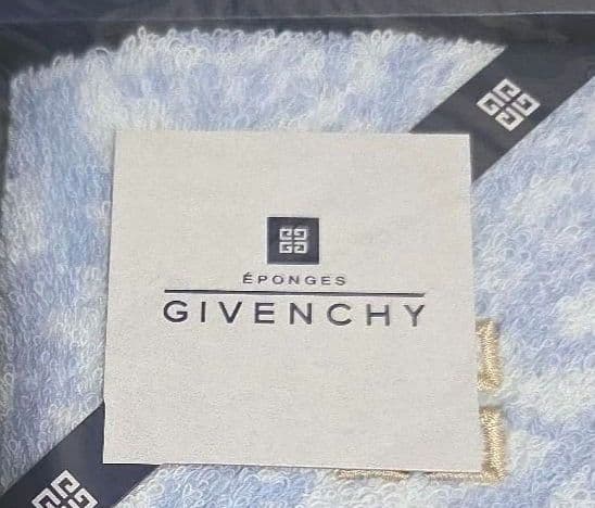 未使用 GIVENCHY ゲストタオル 2枚セット — image 2