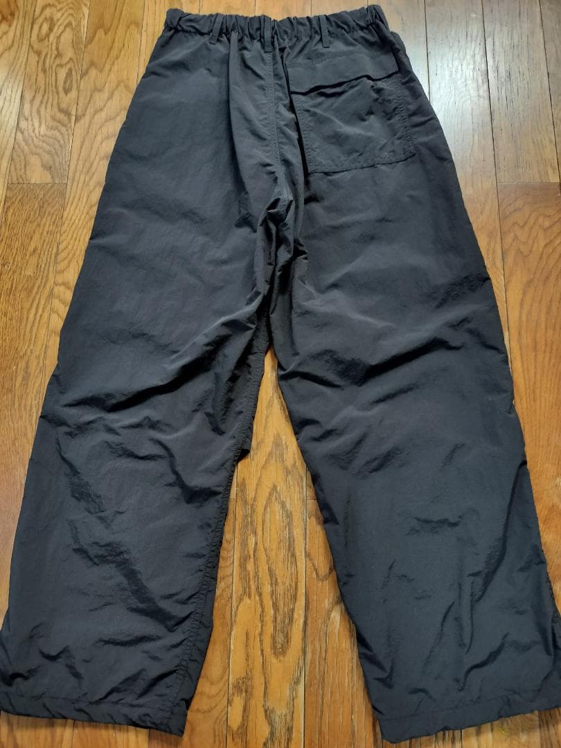 GU パラシュートパンツ MEN Sサイズ ブラック — image 2