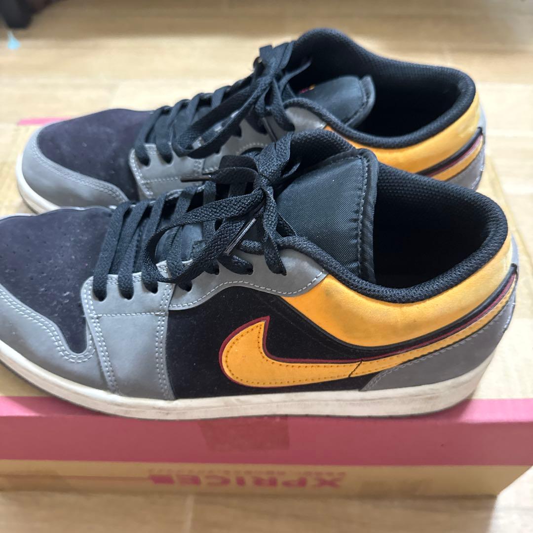 NIKE Air Jordan 1 Low ブラック グレー イエロー — image 2