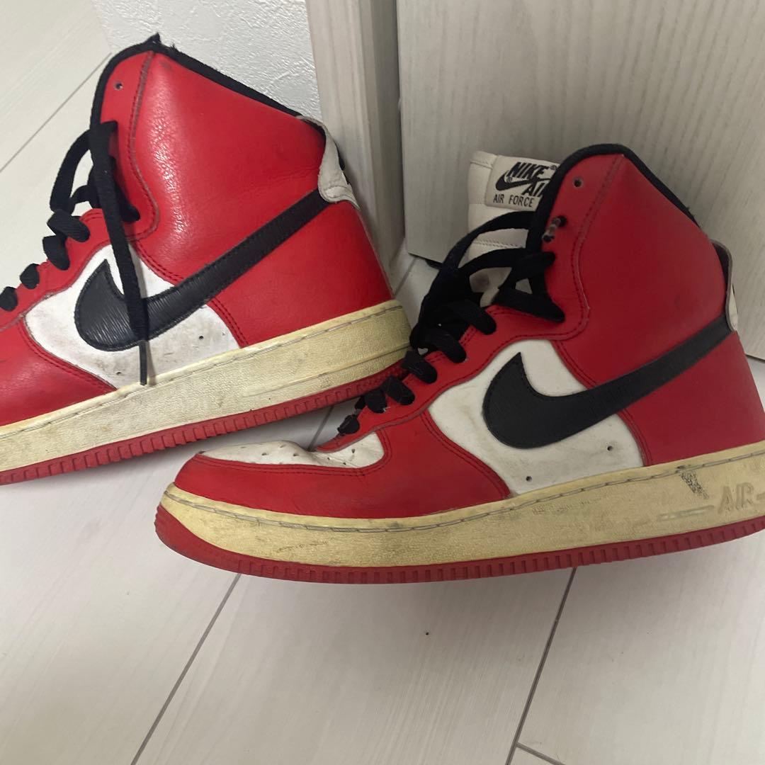 Nike Air Force 1 レッド/ホワイト/ブラック — image 4