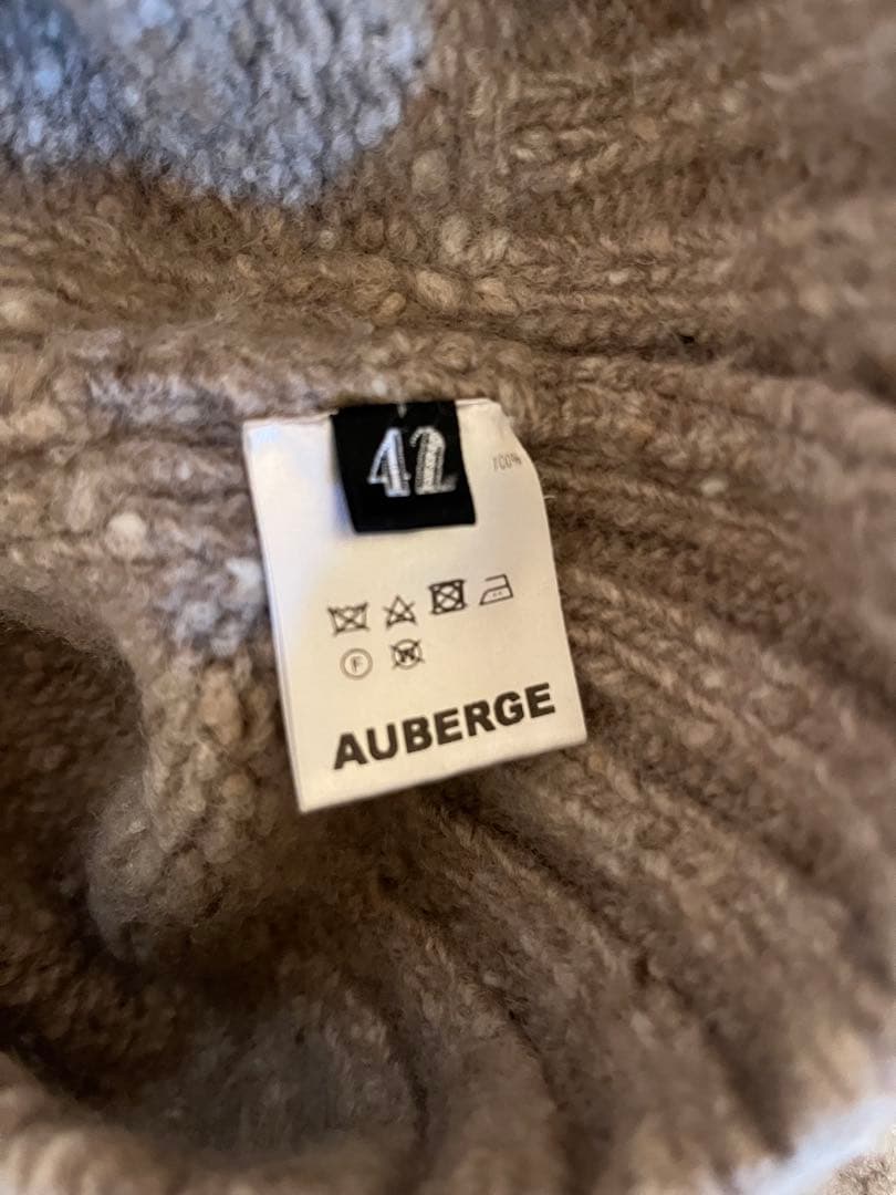 auberge nest 42 ニット — image 3