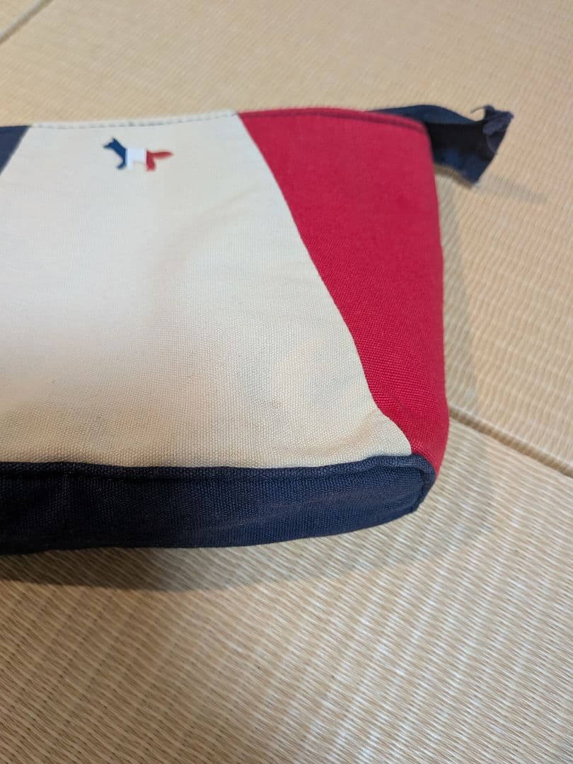 Maison Kitsune トラベルポーチ トリコロール　JAL — image 2