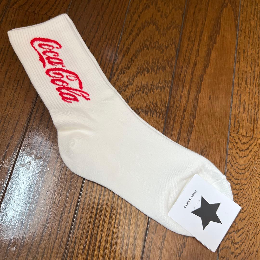 韓国靴下☆レディースソックス☆フリーサイズ☆Coca-Colaロゴ☆白3足セット — image 4