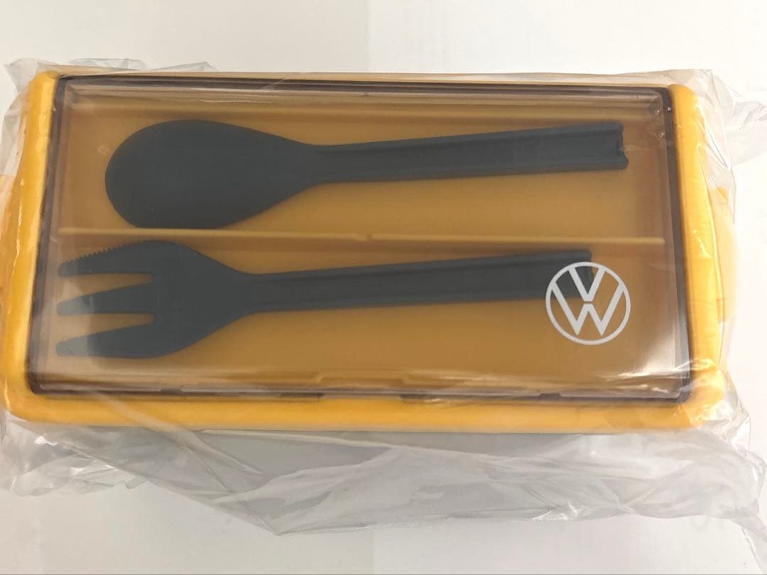 新品未開封　Volkswagen オリジナルランチボックス　カラトリー付き即発送 — image 4