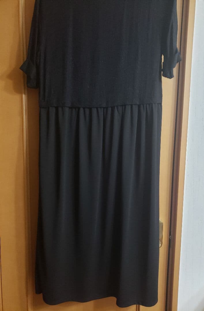 【ZARA】黒切替半袖ワンピース — image 2