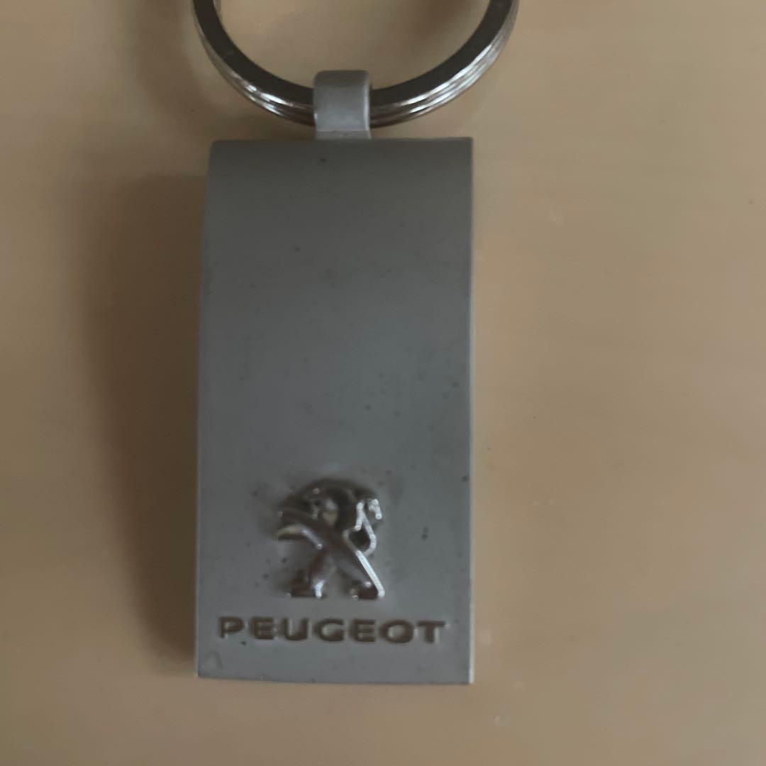 PEUGEOT キーホルダー シルバーカラー — image 4