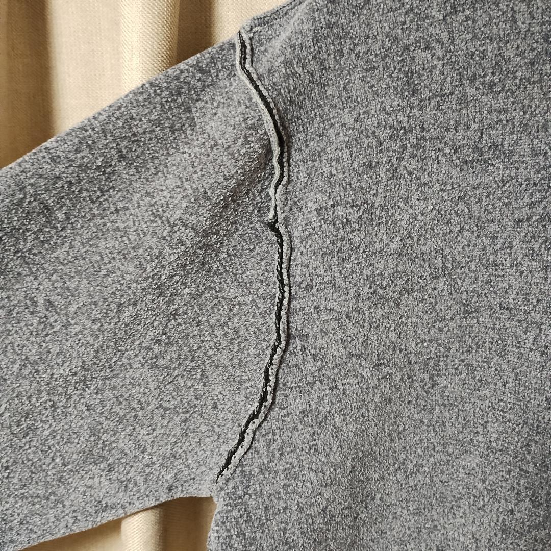 EMMA CLOTHES（エマクローズ）クルーネックニット グレー Lサイズ — image 4