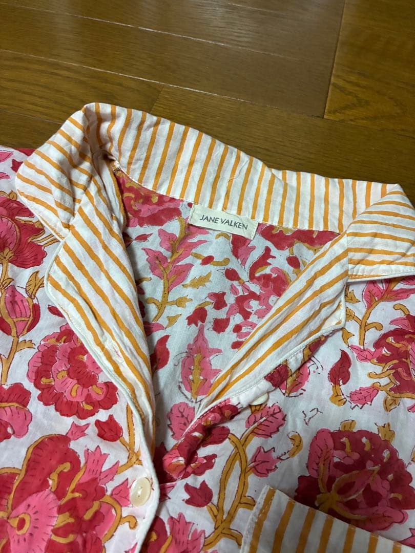JANE VALKEN パジャマ セットアップ 花柄 ストライプ — image 2