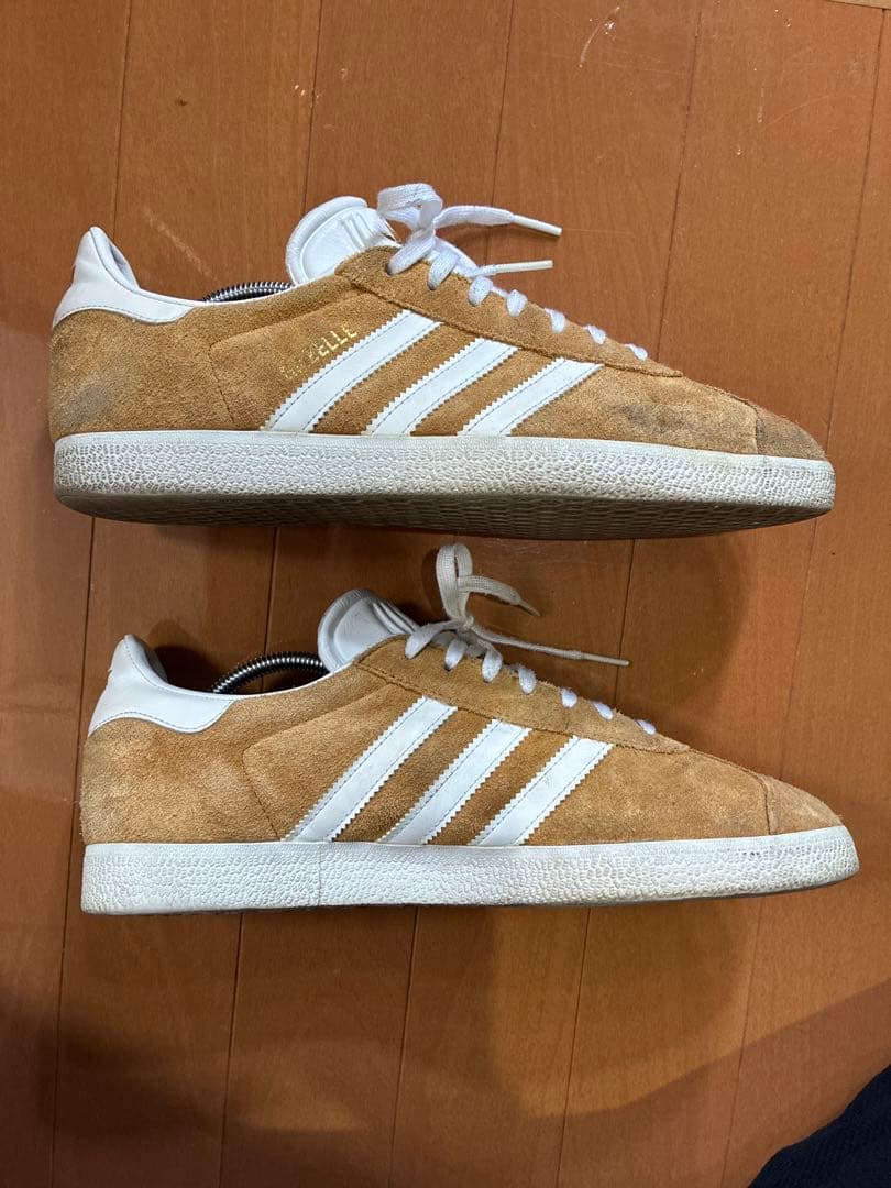 adidas GAZELLE スエード スニーカー — image 4