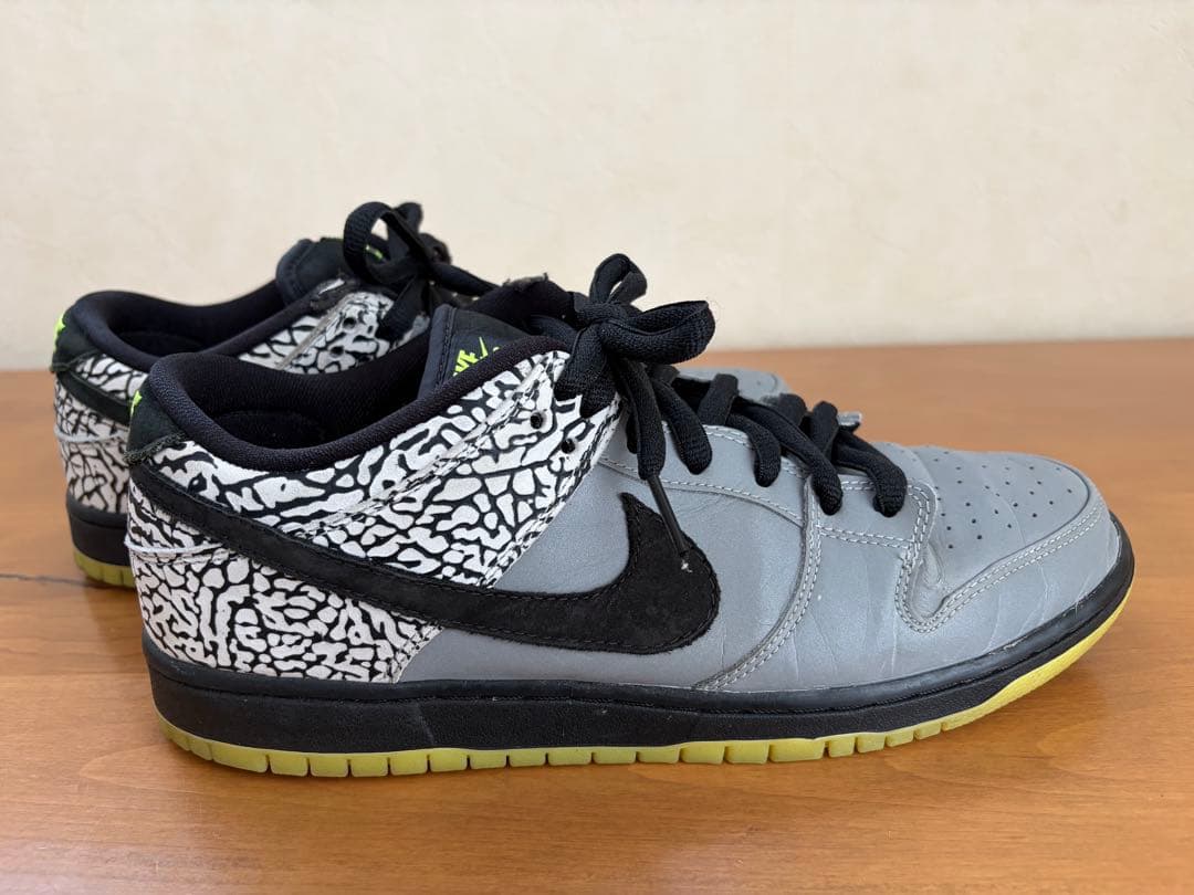 DJ Clark Kent × Nike SB Dunk Low 112 — image 2