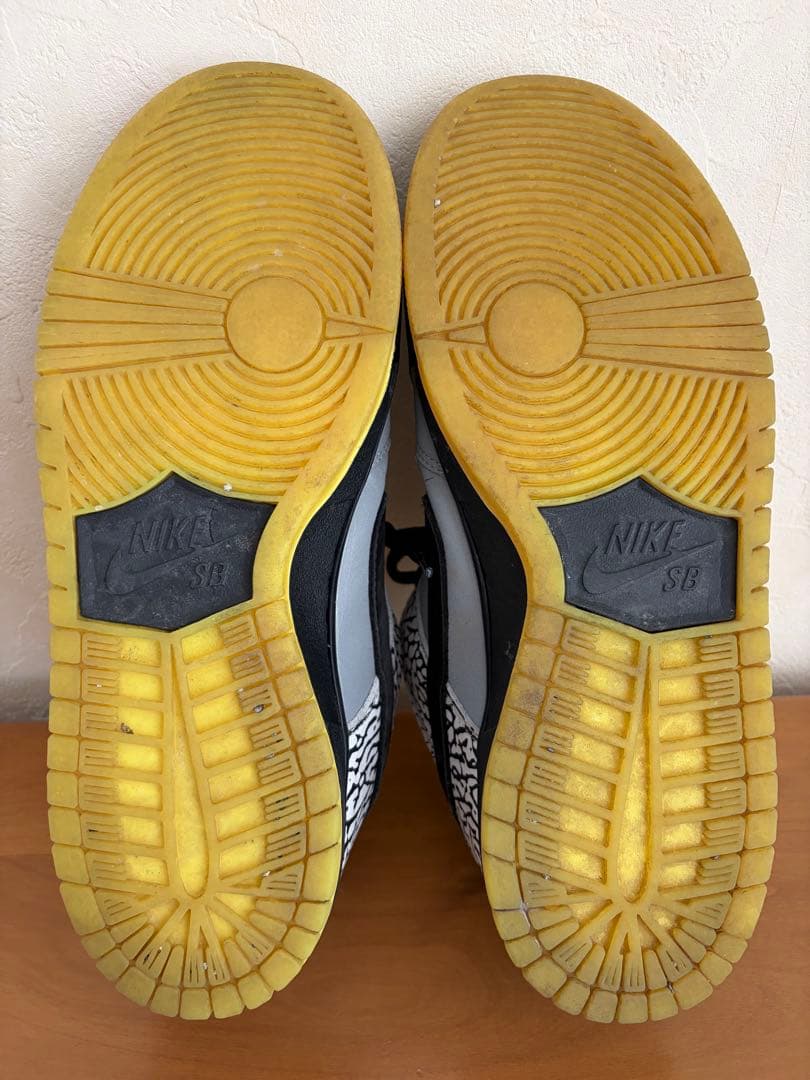 DJ Clark Kent × Nike SB Dunk Low 112 — image 5