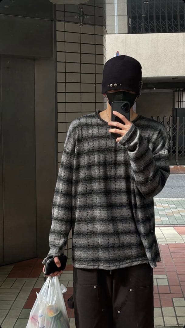 RADIANT See-through damage border knit — image 3