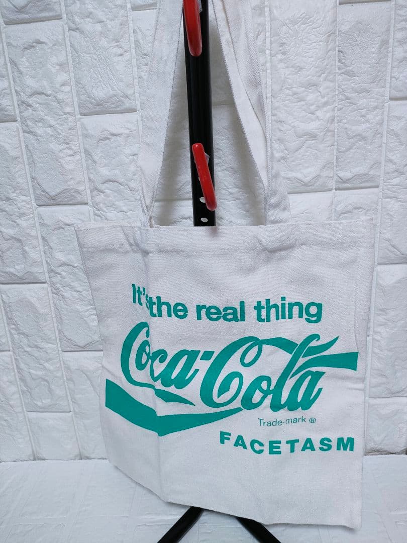 【美品】【FACETASM】ファセッタズム×コカコーラ　メンズノンノコラボバッグ — image 2